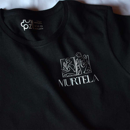 crna kratka majica s printom logotipa