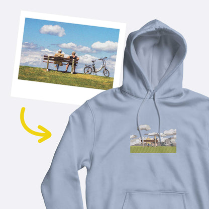 plava hudica s vezom prema fotografiji