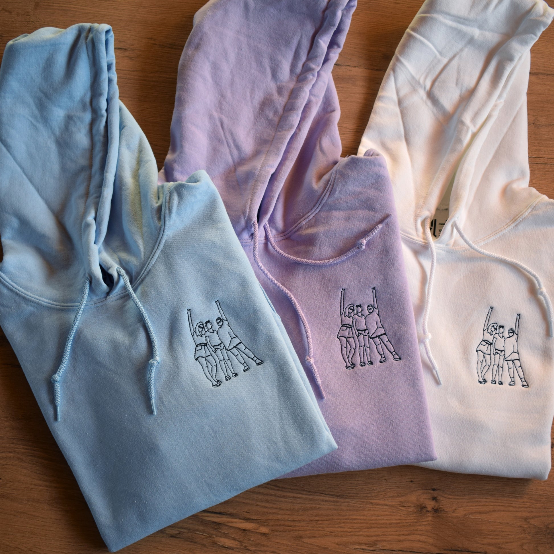 matching hudice s personaliziranim vezom siluete napravljene prema fotografiji