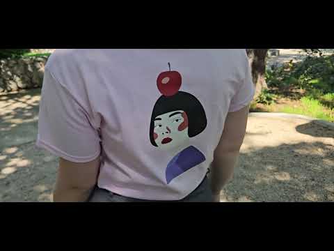 SNOW WHITE svijetlo roza kratka majica s printom Snjeguljice na leđima