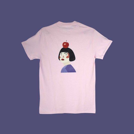 svijetlo roza majica s printom Snjeguljice i citata iz bajke